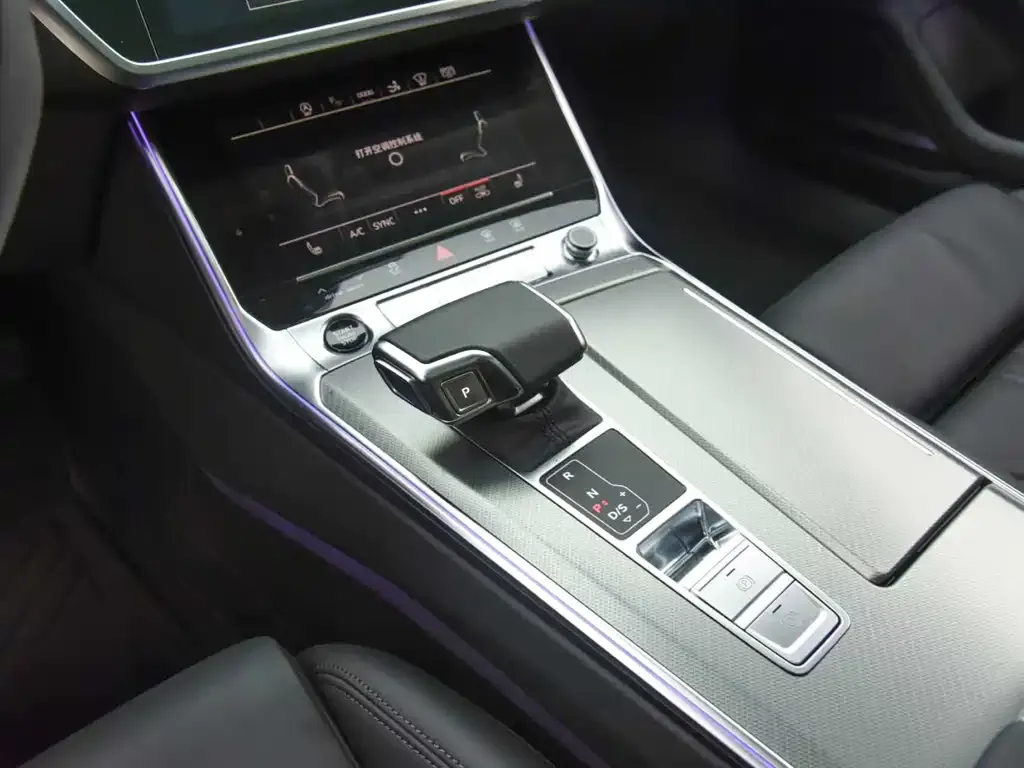 Audi A7 — фото 10