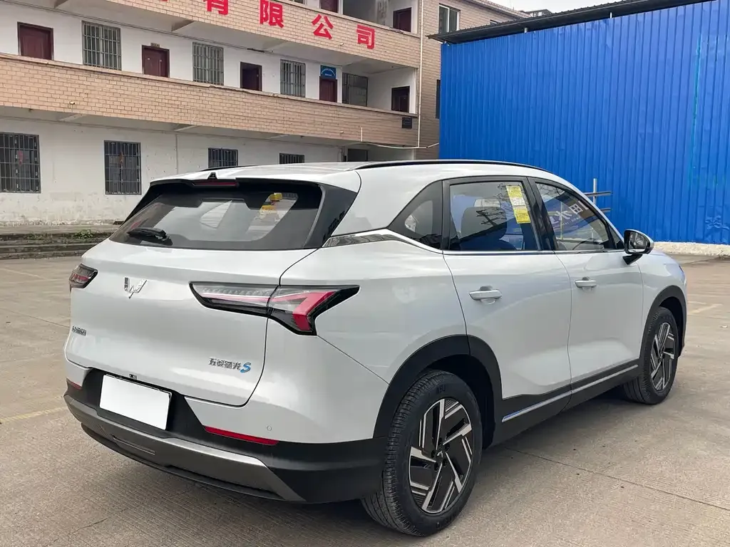 Wuling Xingguang S — фото 4