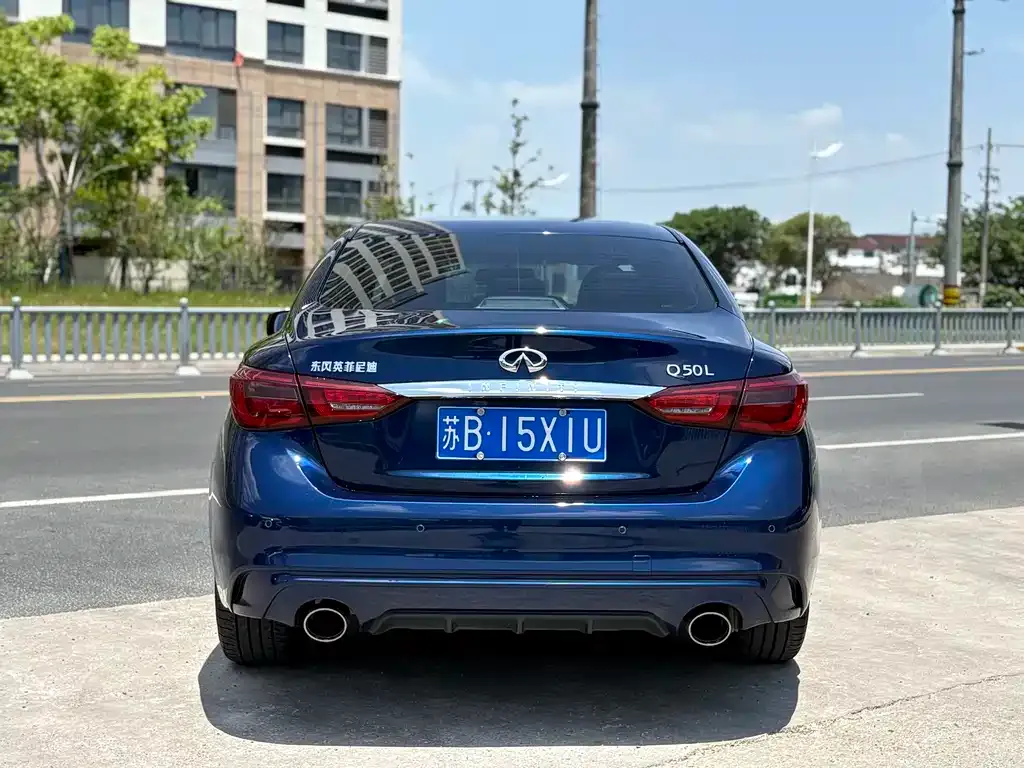 Infiniti Q50L 2023 из CN, фото 4