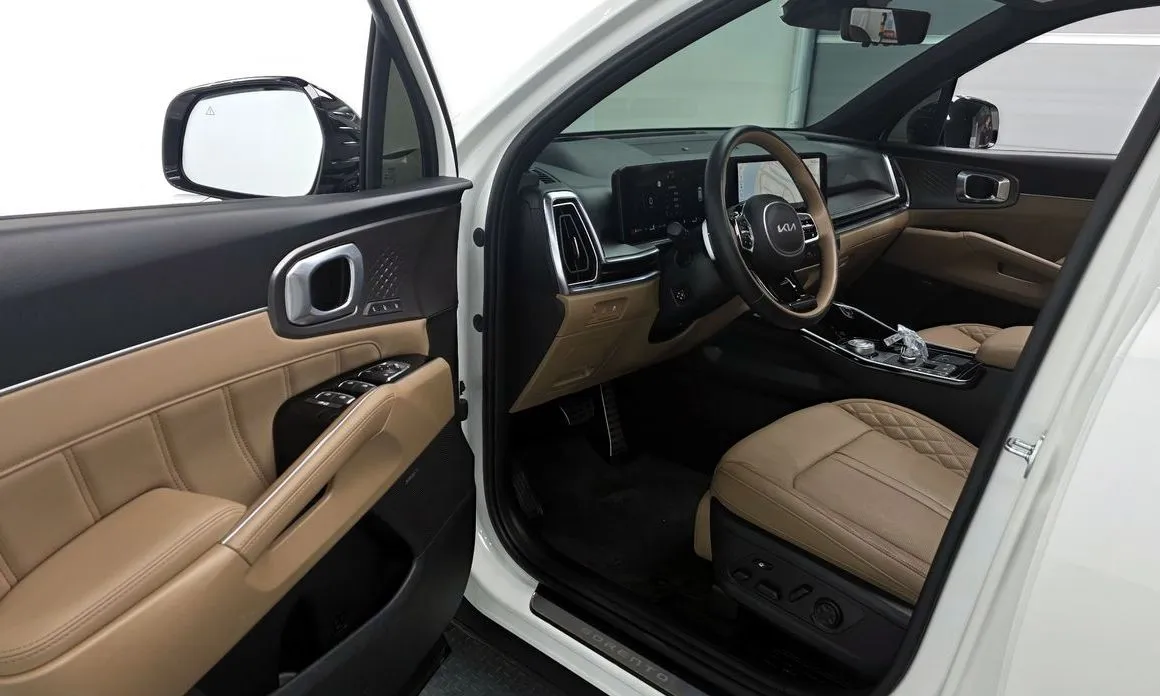 Kia Sorento — фото 5