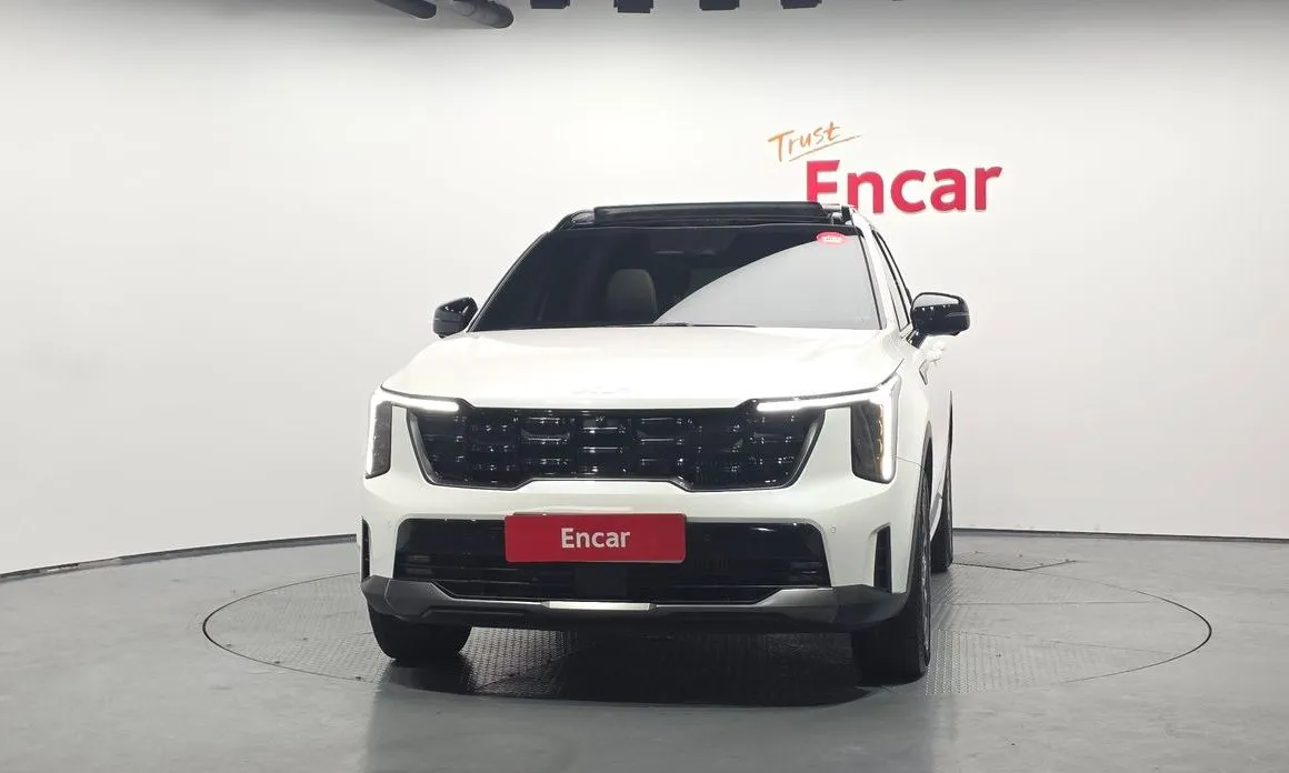 Kia Sorento — фото 8