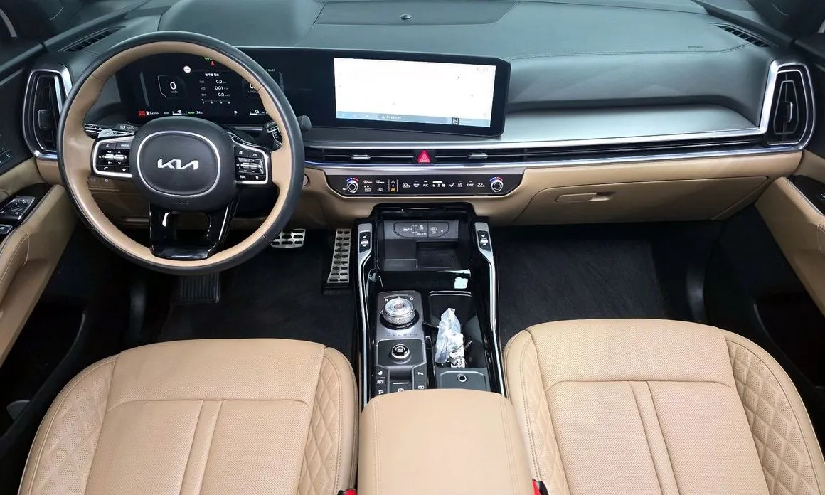 Kia Sorento — фото 9