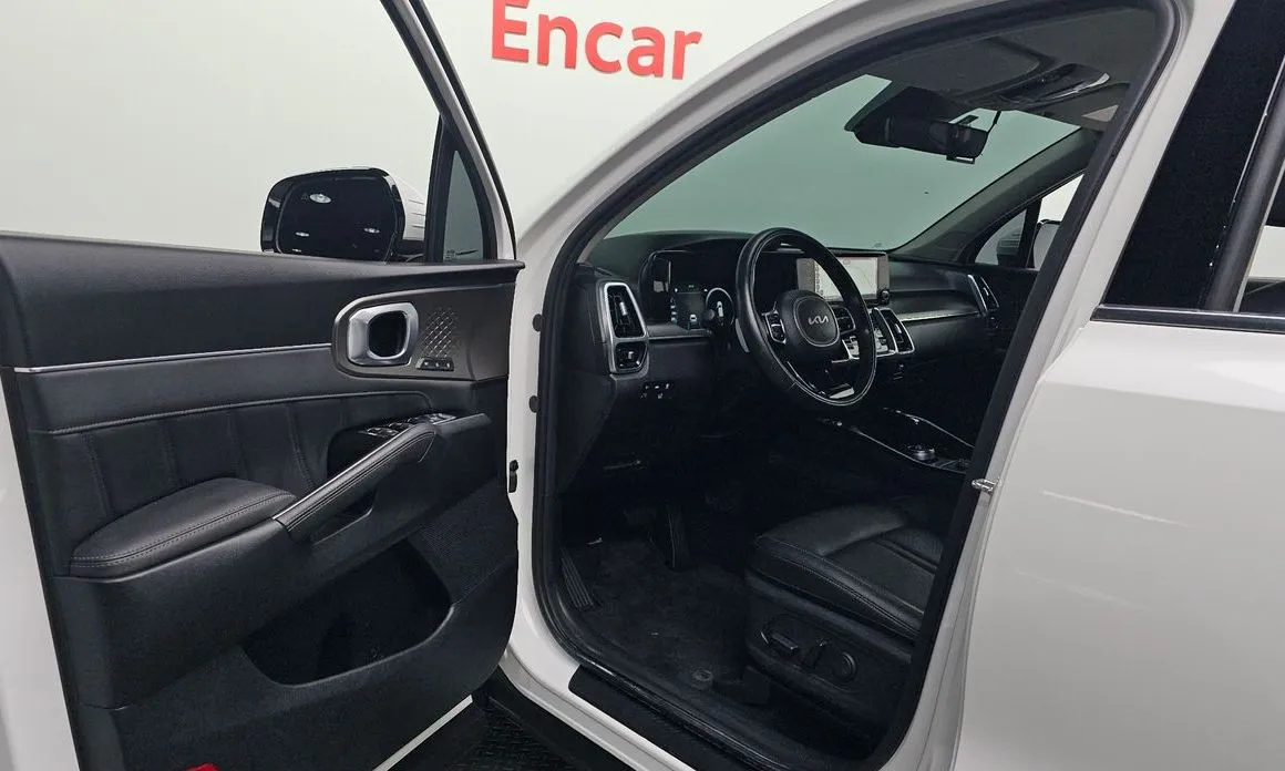 Kia Sorento — фото 6