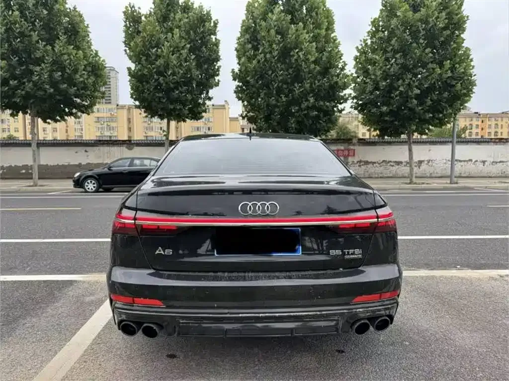 Audi A6L — фото 5