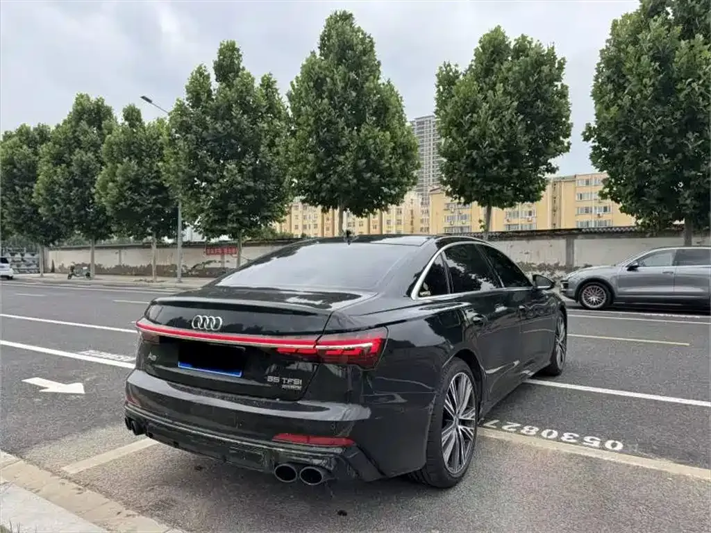 Audi A6L — фото 4