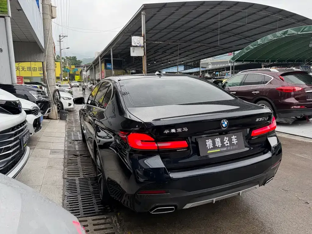 BMW 5 Series — фото 10