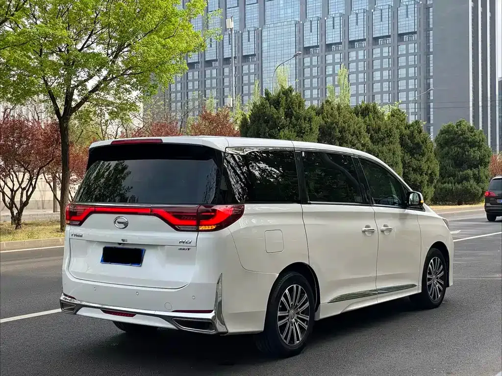 GAC Motor Trumpchi M8 — фото 10