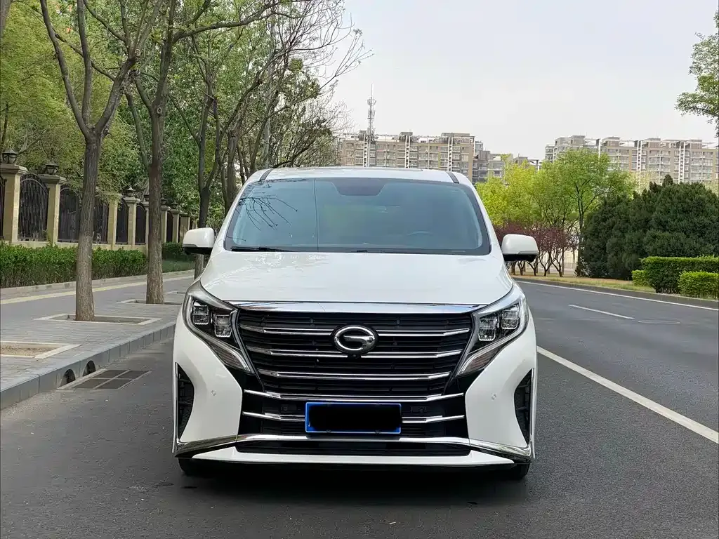 GAC Motor Trumpchi M8 — фото 8