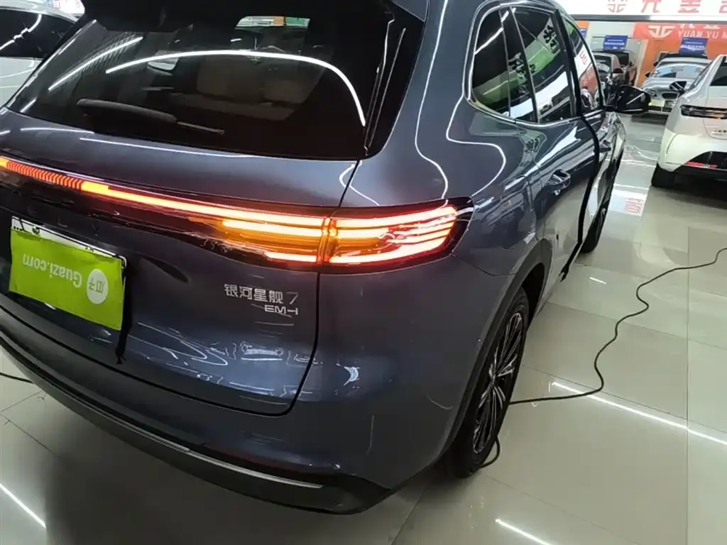 Geely Galaxy Xingjian 7 — фото 9