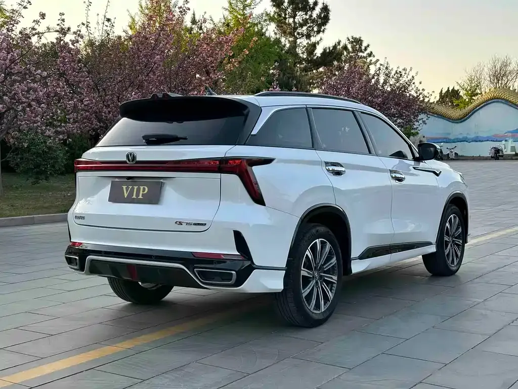 Changan CS75PLUS — фото 7