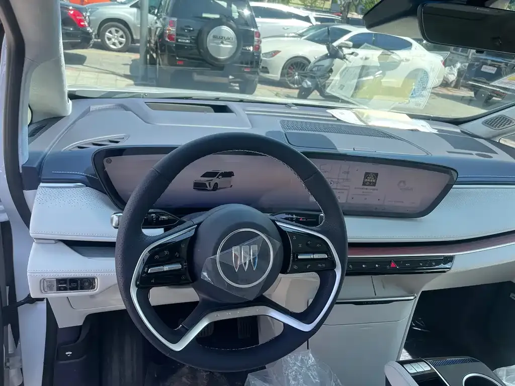 Buick GL8 Hybrid — фото 6