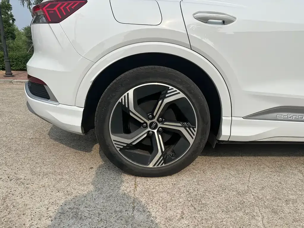 Audi Q4 e-tron 2024 из CN, фото 5
