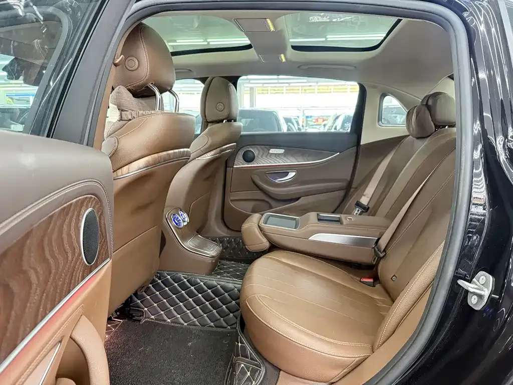 Mercedes-Benz E-Class New Energy — фото 3