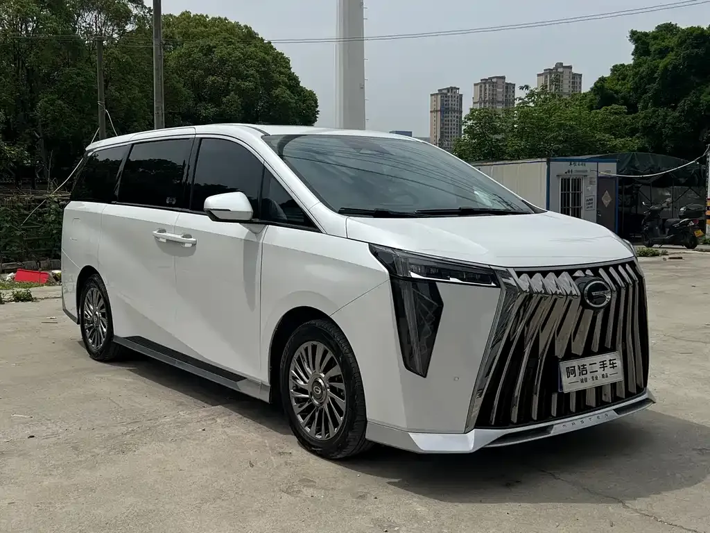 GAC Motor Trumpchi M8 — фото 3