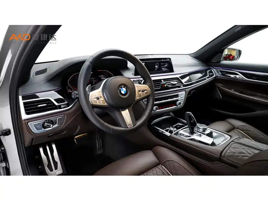 BMW 7 Series — фото 8