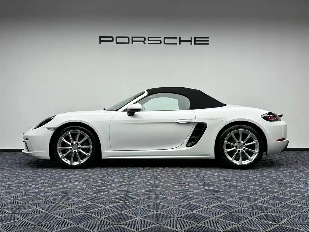 Porsche 718 — фото 5