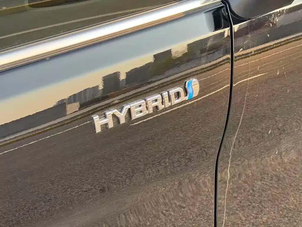 Toyota Vellfire — фото 4