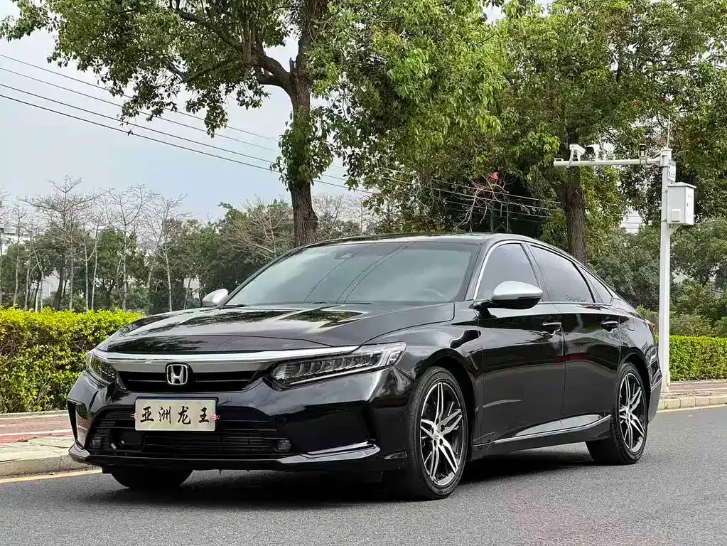 Honda Inspire — фото 1