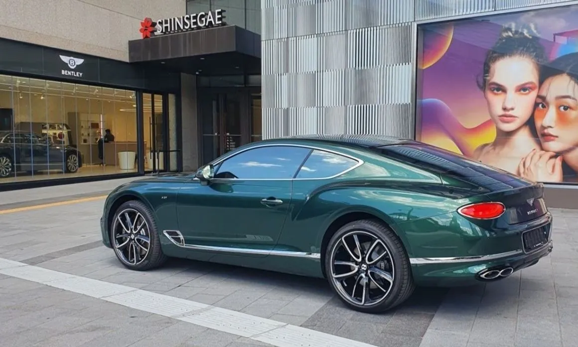 Bentley Continental 2022 из KR, фото 4
