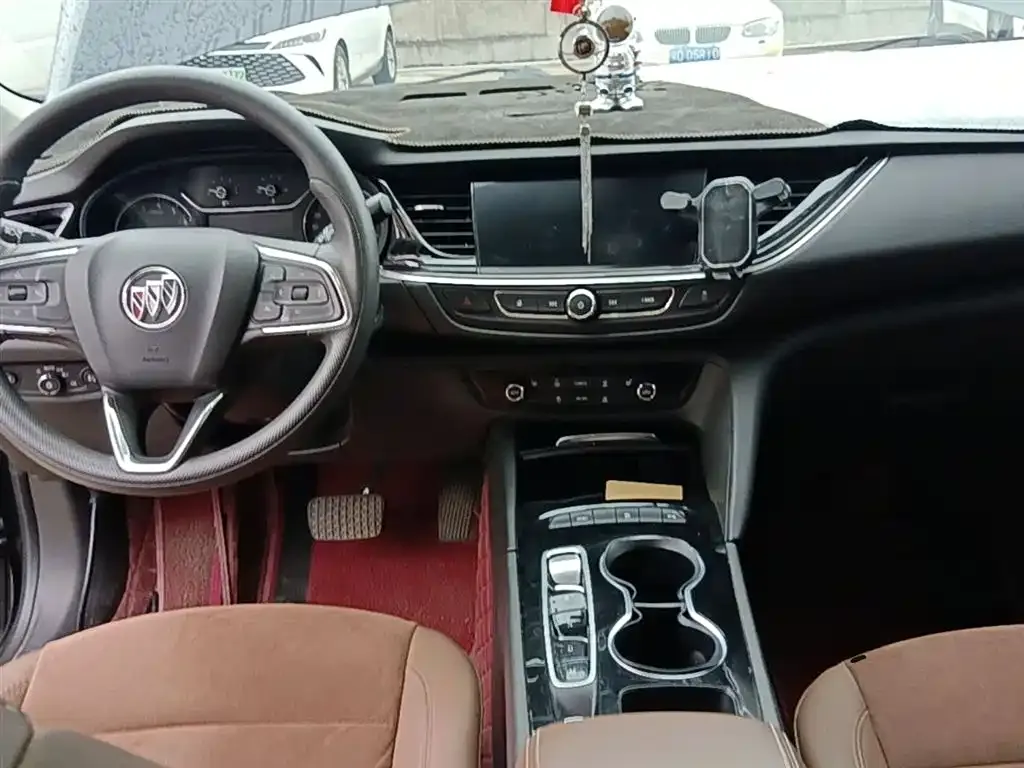Buick Regal — фото 7
