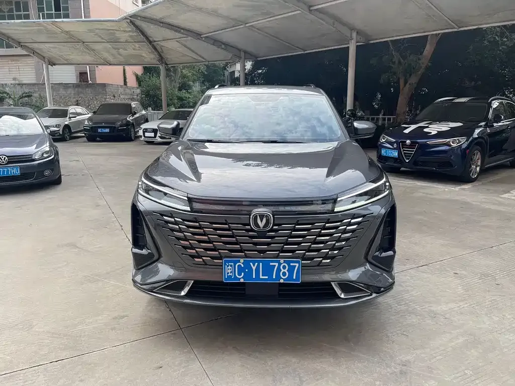 Changan CS75PLUS — фото 2