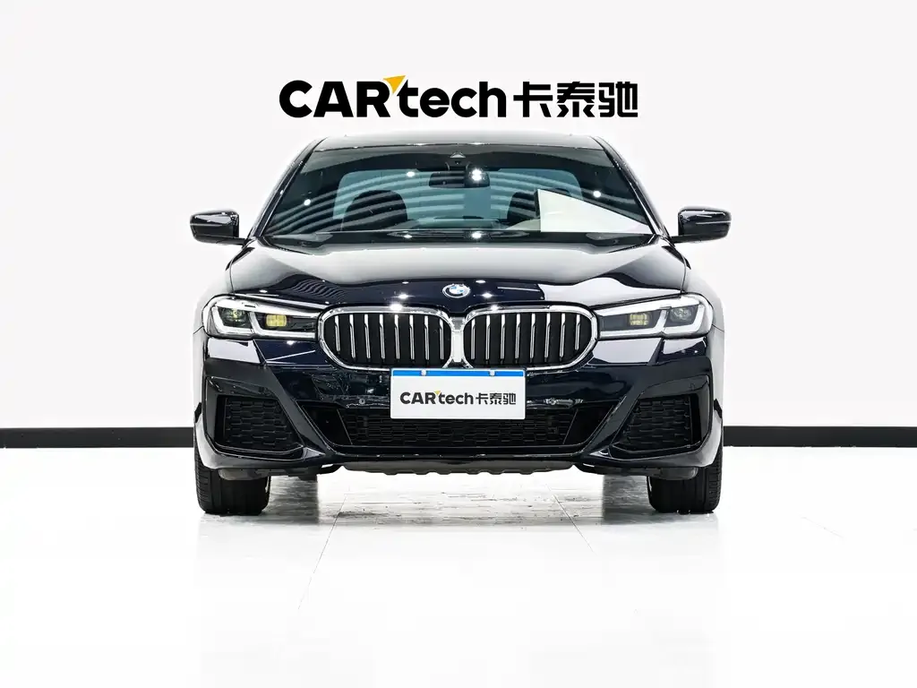 BMW 5 Series — фото 4