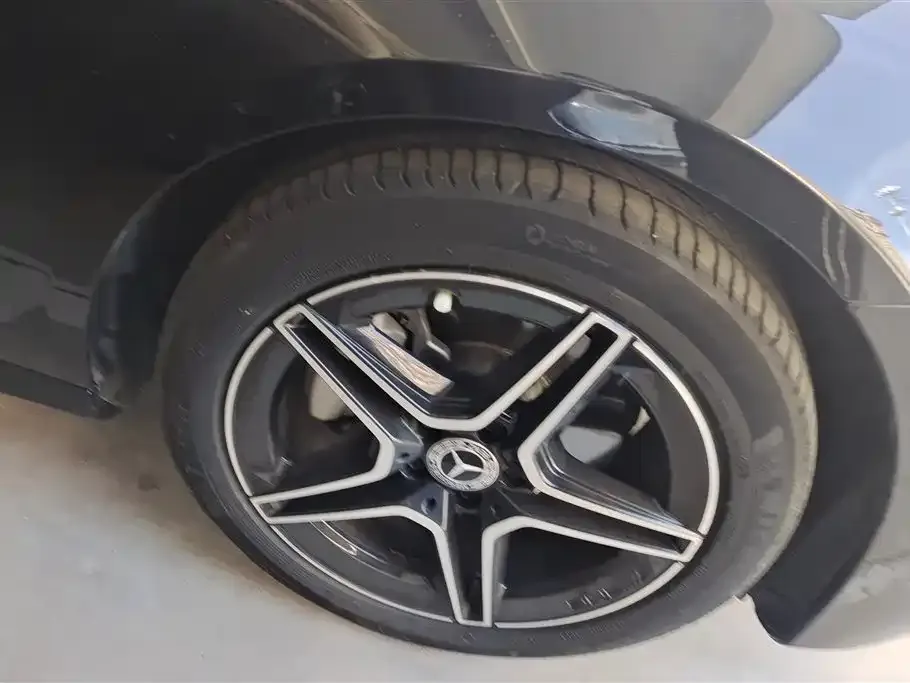 Mercedes-Benz E-Class (Import) — фото 9