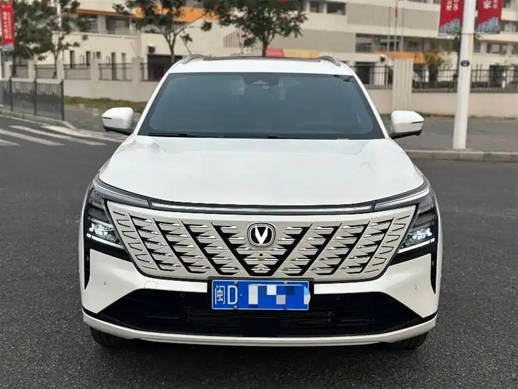 Changan CS75PLUS — фото 7