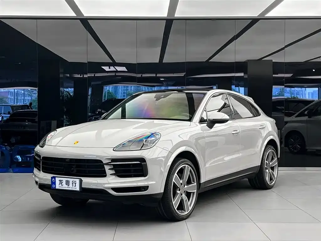 Porsche Cayenne — фото 7