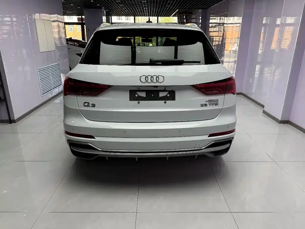 Audi Q3 — фото 5