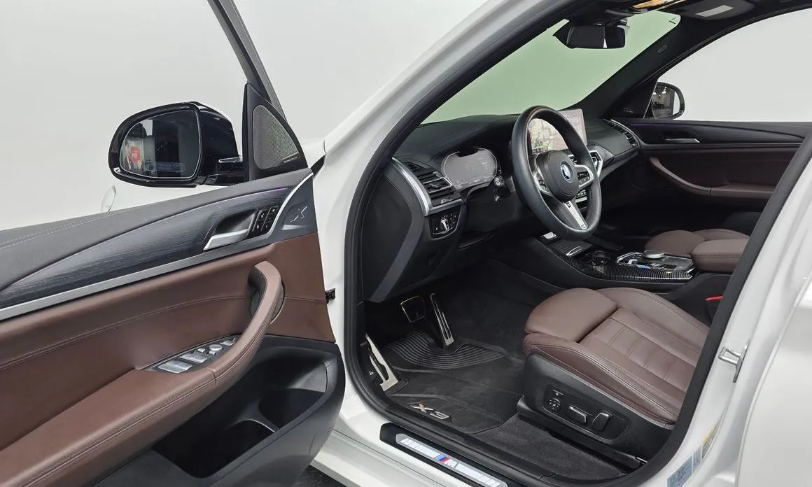BMW iX3 2025 из KR, фото 7