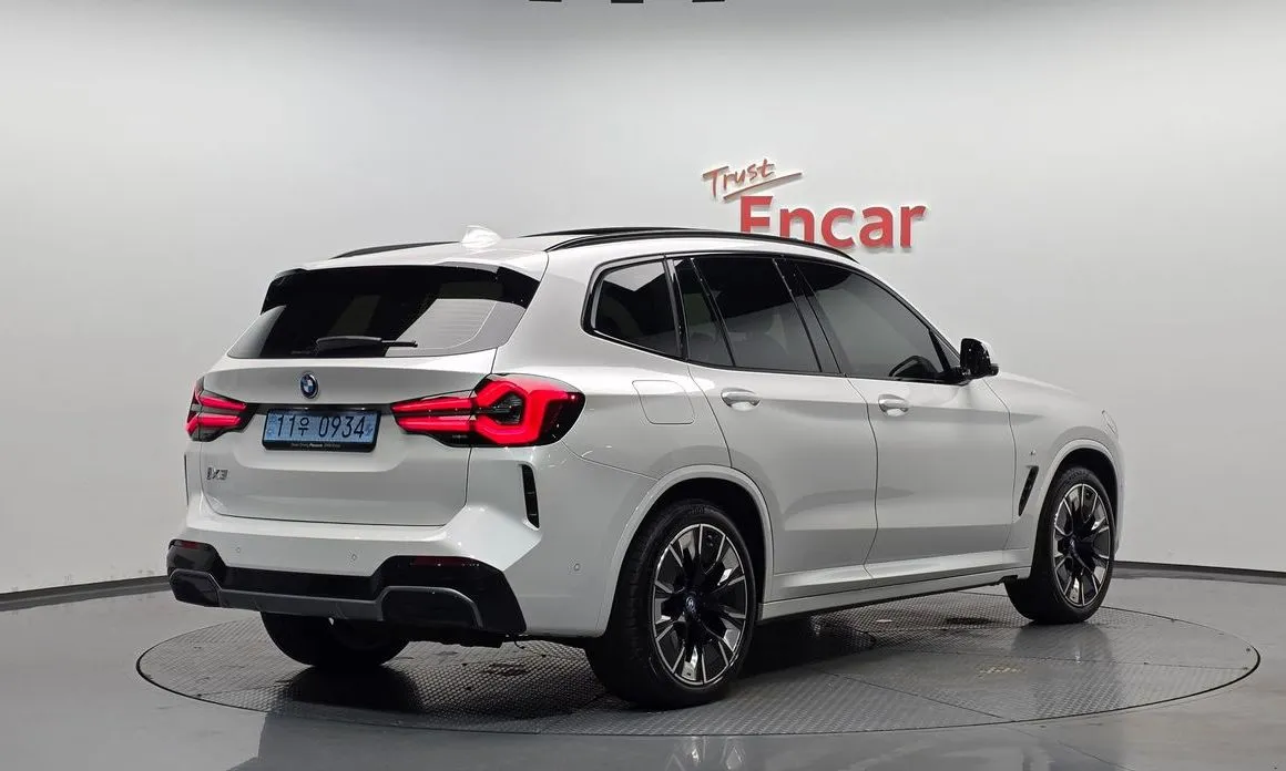 BMW iX3 2025 из KR, фото 5