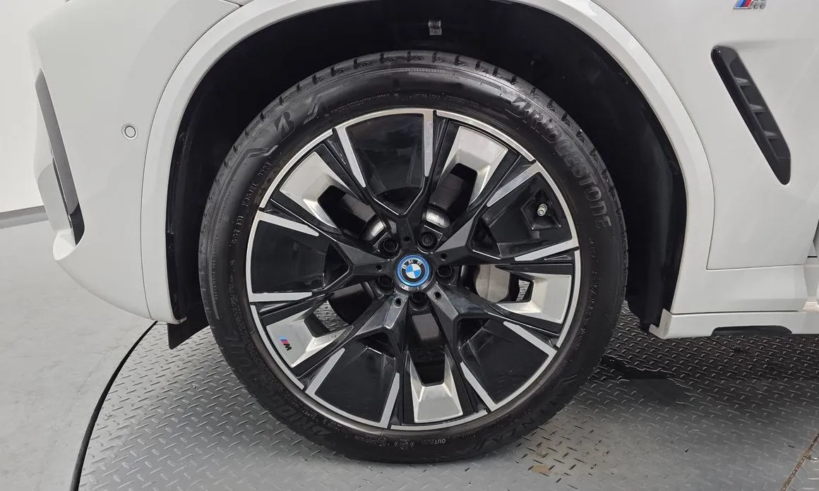 BMW iX3 2025 из KR, фото 8