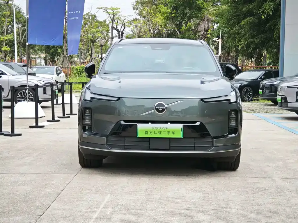 Volvo XC70 Plug-in Hybrid 2025 из CN, фото 8