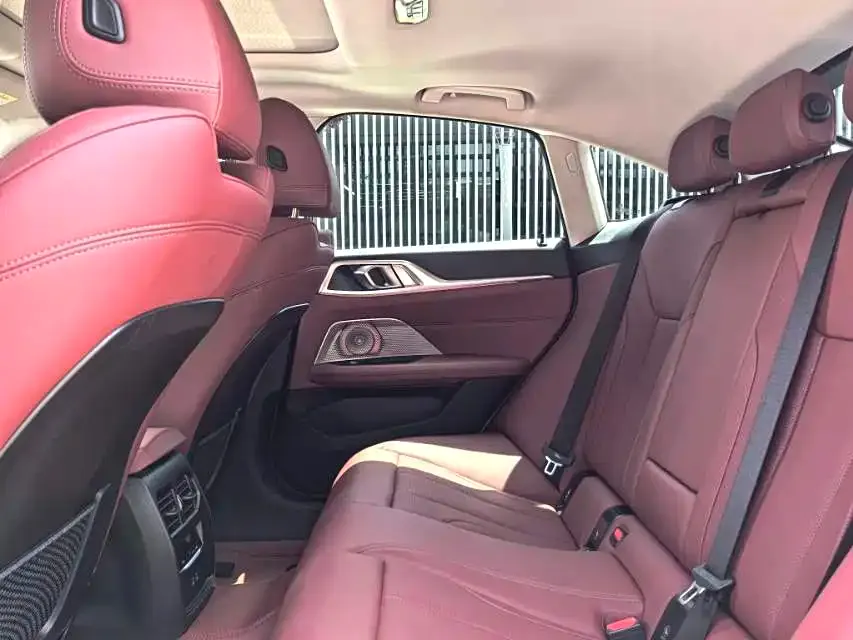 BMW i4 2024 из CN, фото 5