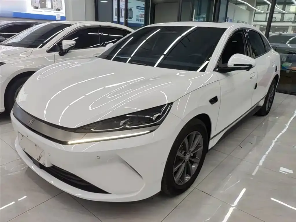 BYD Qin L — фото 4