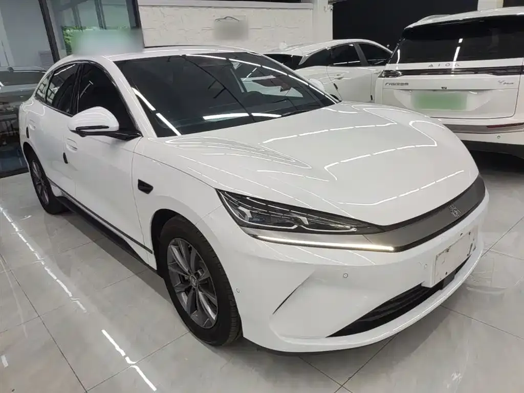 BYD Qin L — фото 3