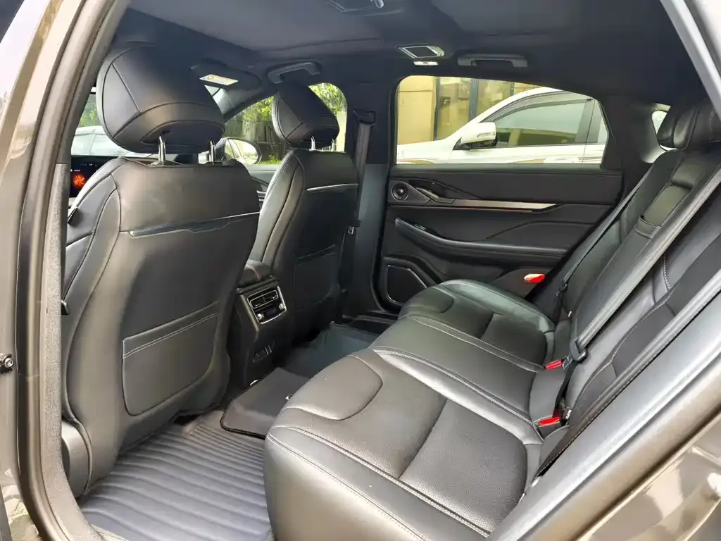 Lincoln Z 2022 из CN, фото 9