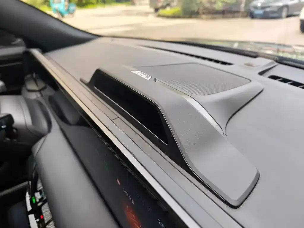 Lincoln Z 2022 из CN, фото 6