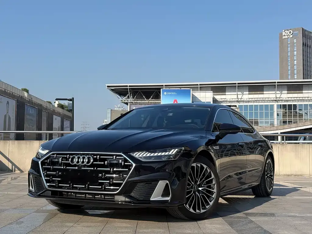 Audi A7L — фото 4
