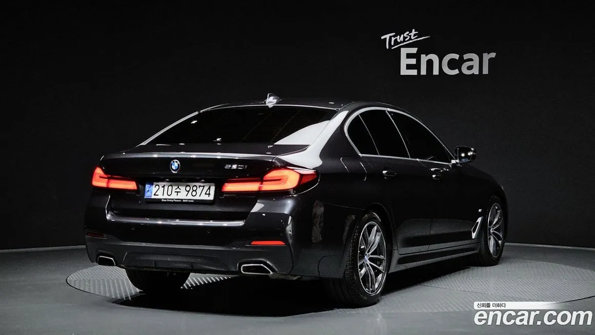 BMW 5-Series 2023 из KR, фото 9