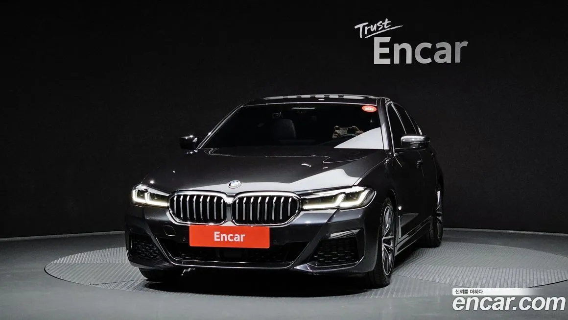 BMW 5-Series 2023 из KR, фото 10