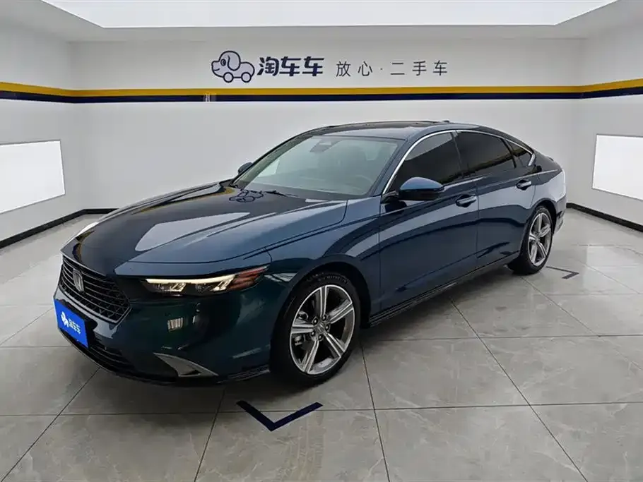 Honda Accord — фото 1