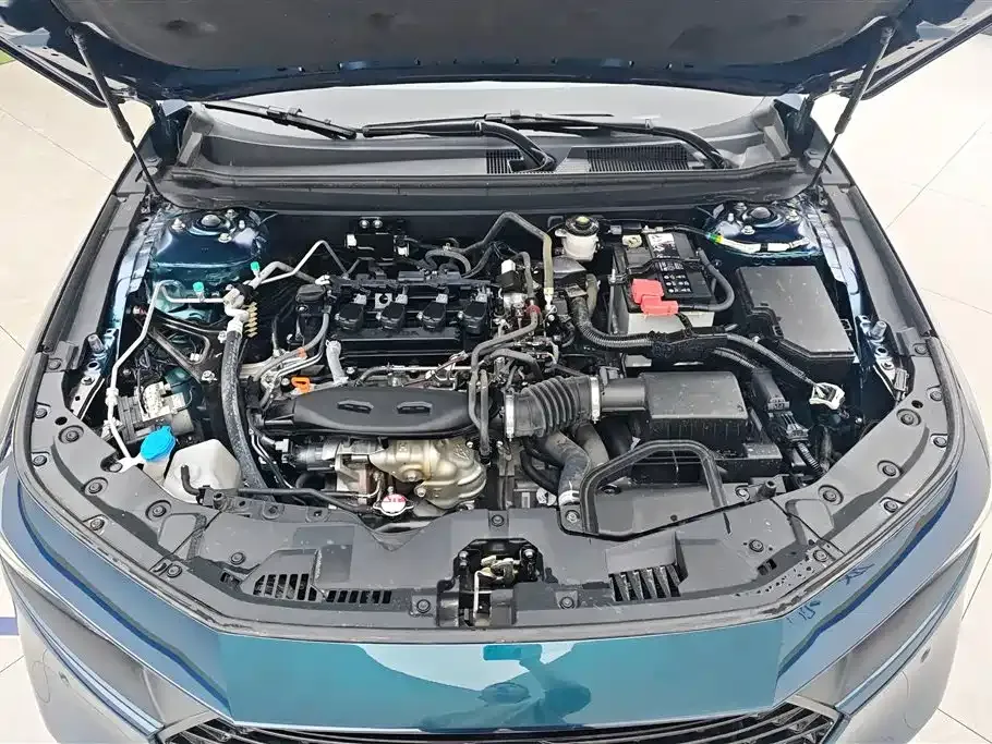 Honda Accord — фото 10