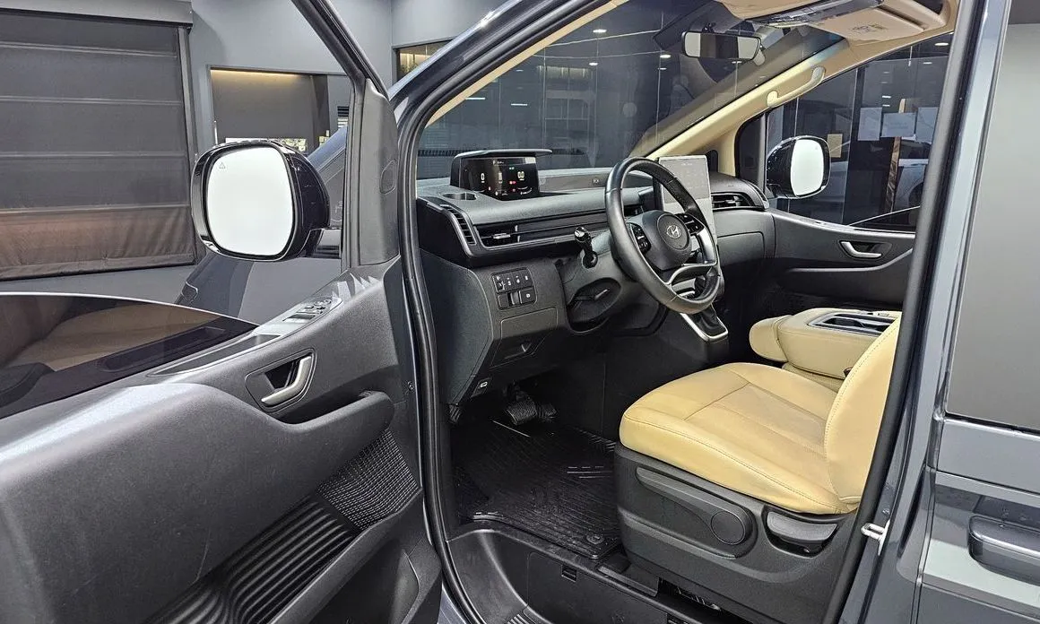 Hyundai Staria 2023 из KR, фото 7