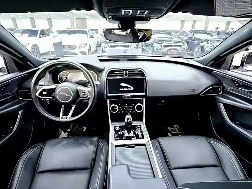Jaguar XEL 2021 из CN, фото 5