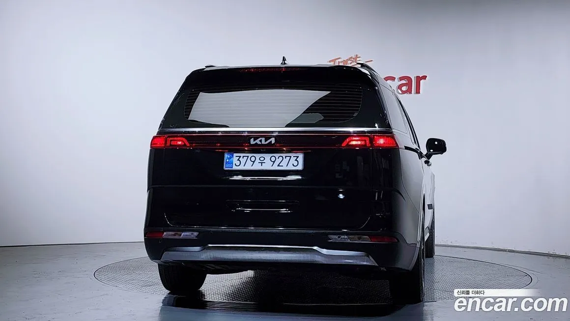 Kia Carnival 2023 из KR, фото 2