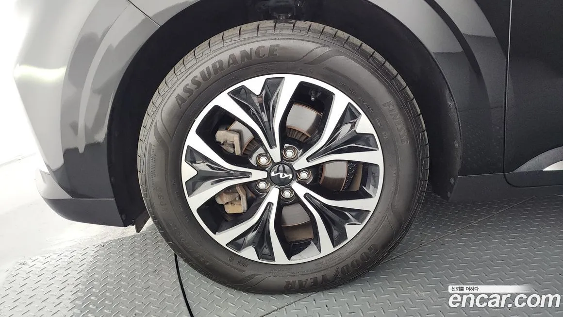 Kia Carnival 2023 из KR, фото 6