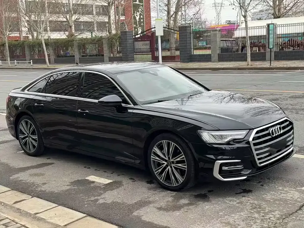 Audi A6L — фото 7