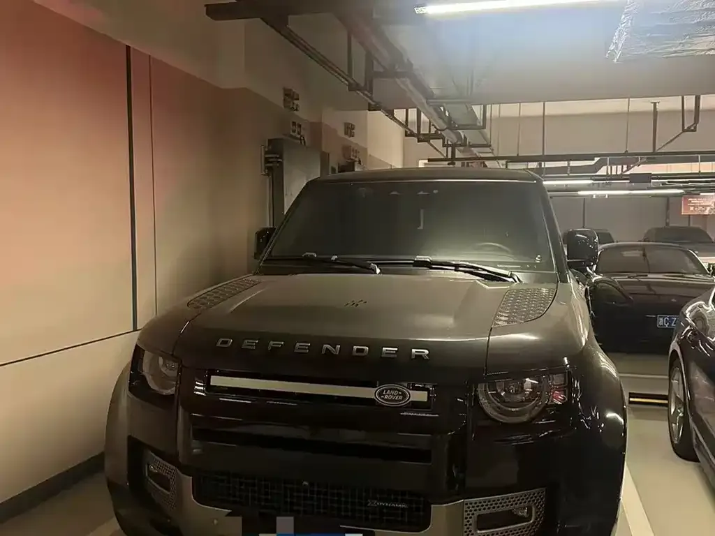 Land Rover Defender 2023 из CN, фото 2